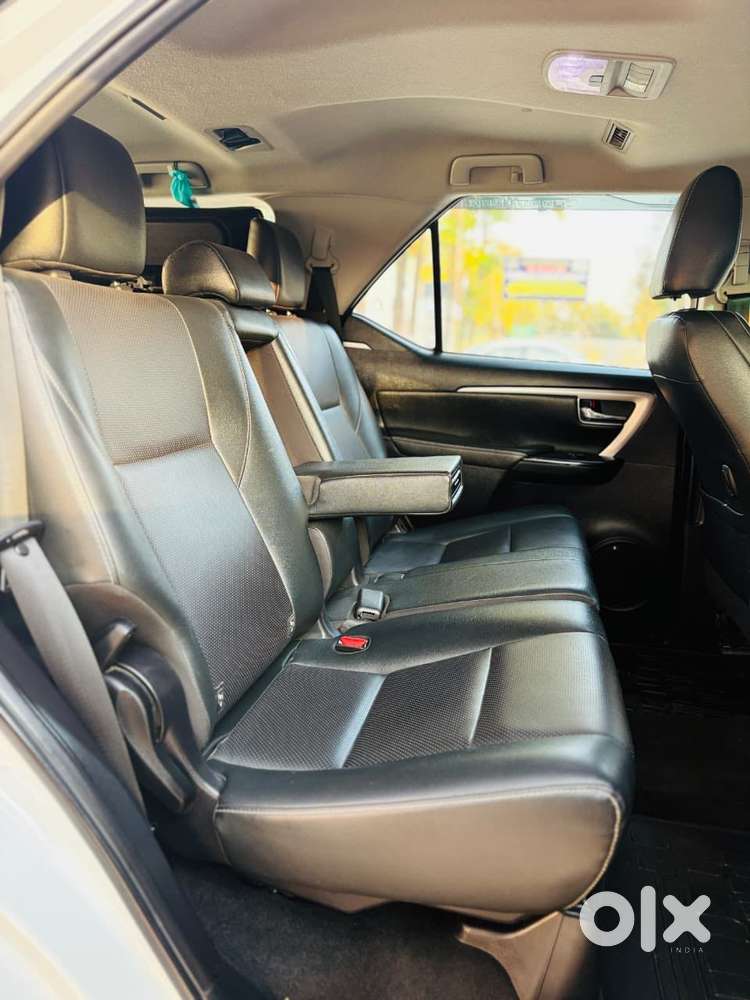 Toyota Fortuner 3.0 4x2 Automatic, 2023, Diesel