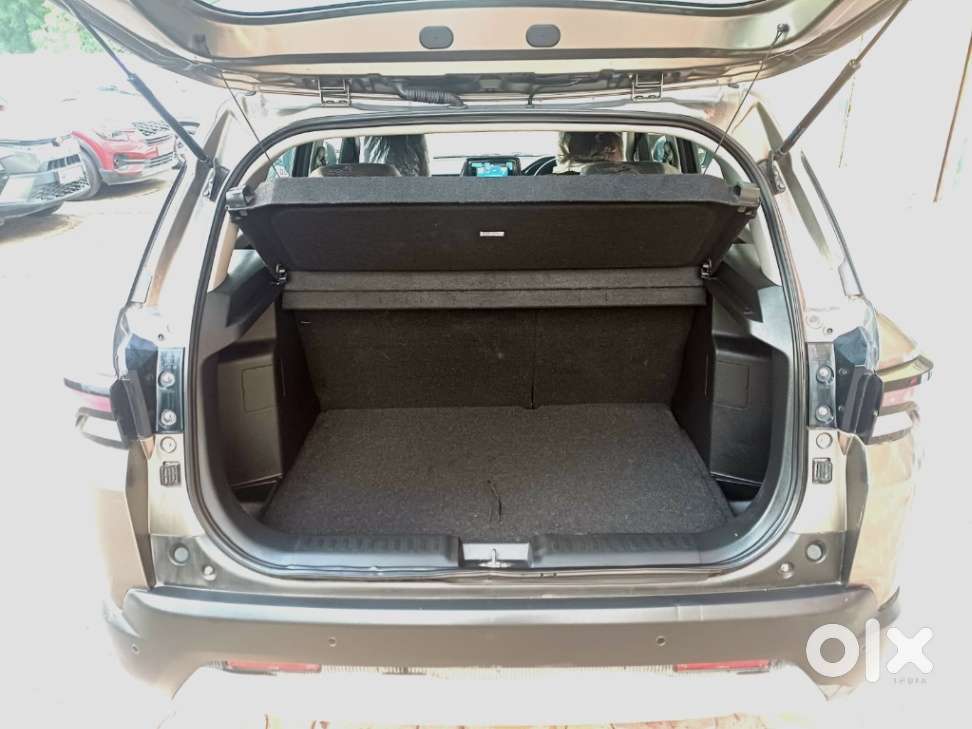 Maruti Suzuki Brezza 1.5 Zxi Smart Hybrid, 2022, Petrol