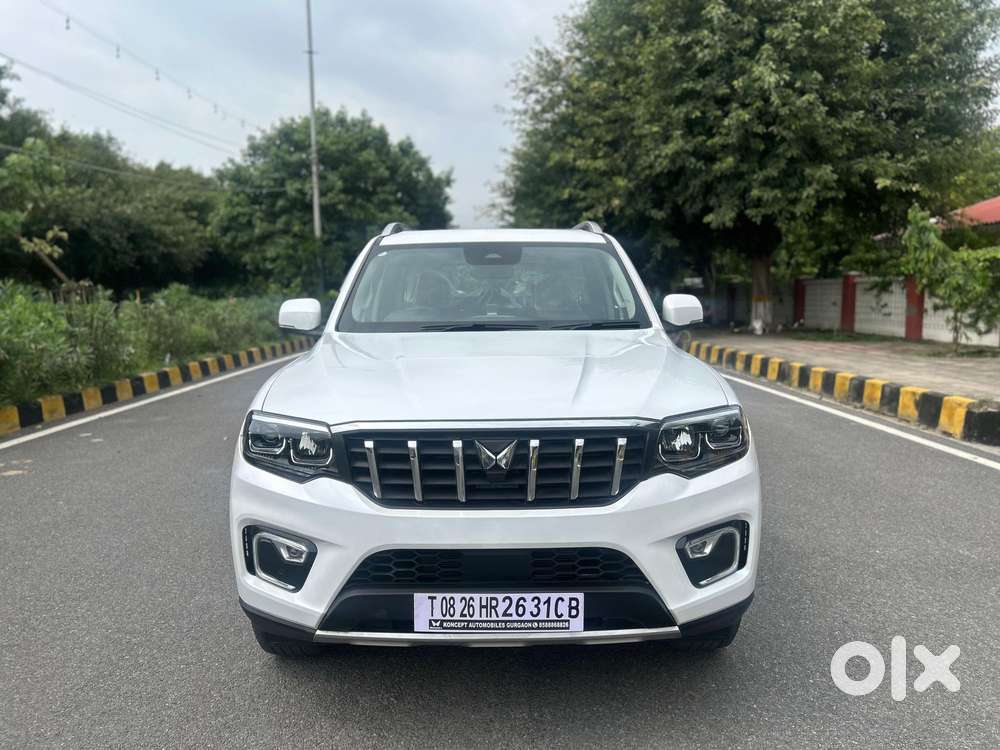 Mahindra Scorpio-n 2.0 Z8 L Petrol At 7 Str, 2026, Petrol