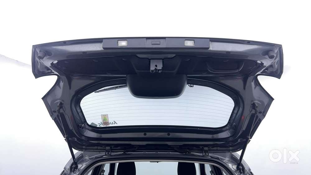 Tata Punch Creative, 2023, Petrol