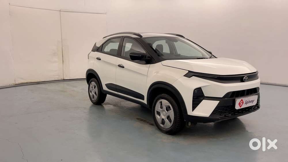 Tata Nexon Pure (s) 1.2 Petrol 6amt, 2024, Petrol