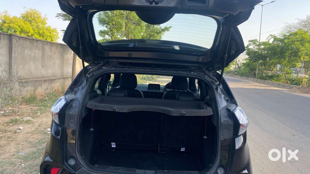 Tata Nexon 1.2 Revotron Xz, 2022, Petrol