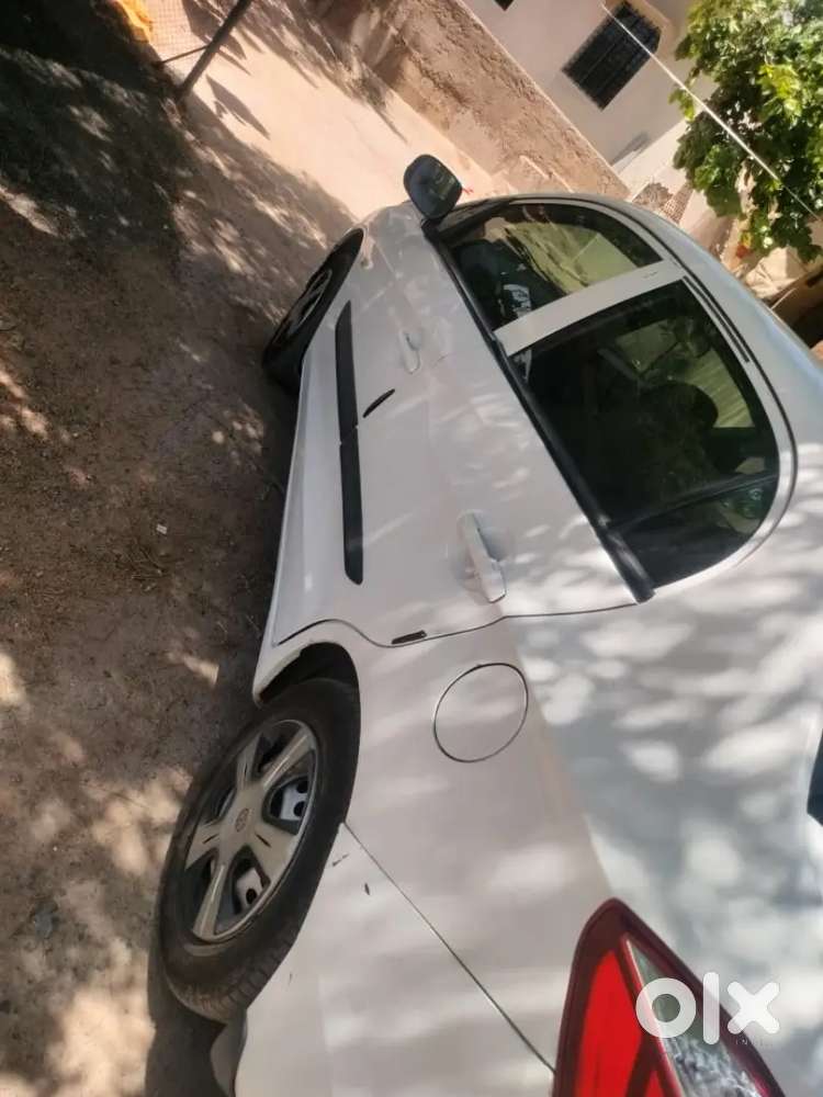 Honda Amaze 2017 Petrol 83000 Km Driven
