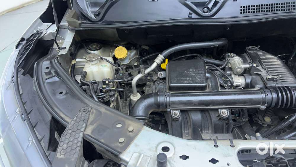 Nissan Magnite 1.0 Xv, 2022, Petrol