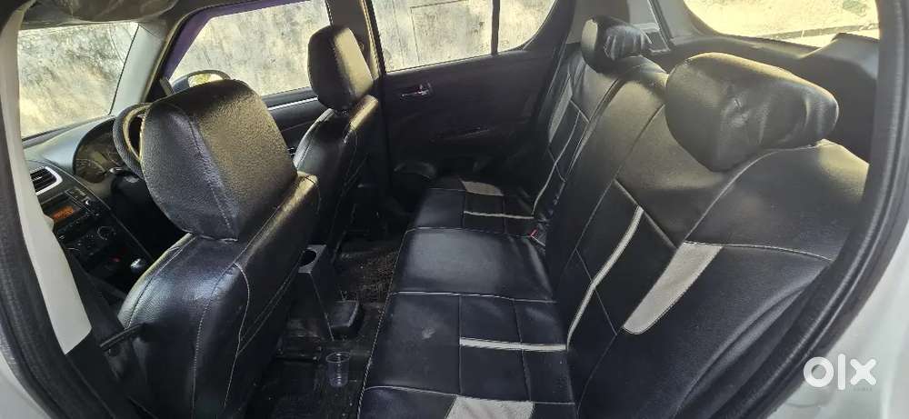 Maruti Suzuki Swift 2017 Petrol 72400 Km Driven