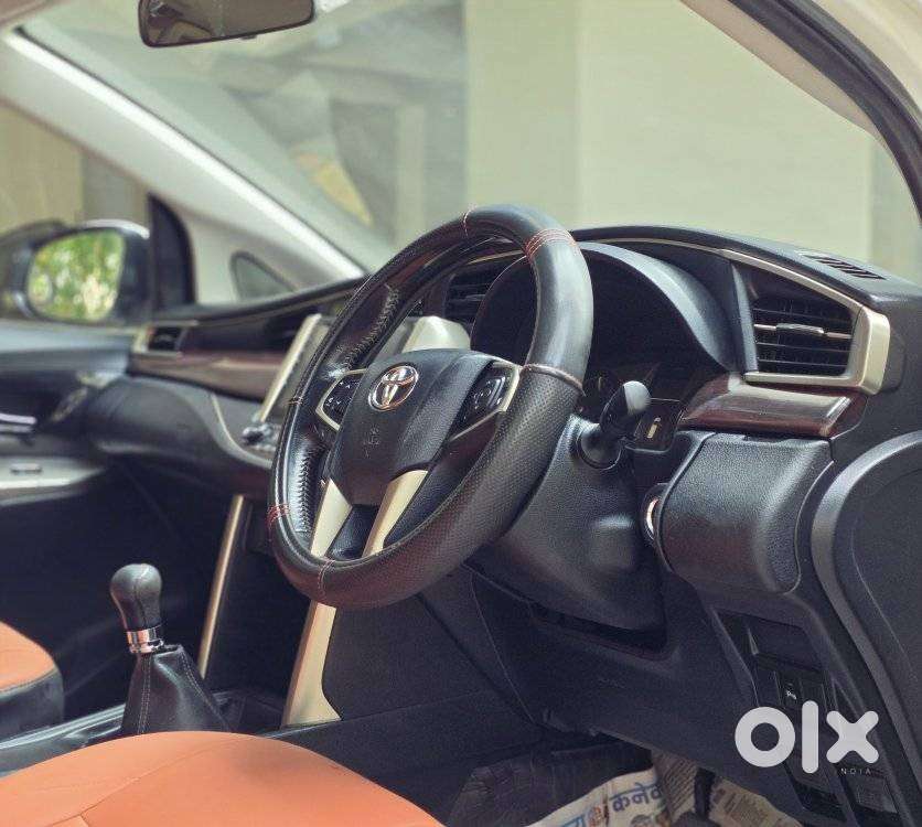 Toyota Innova Crysta 2.4 Vx Mt 8s, 2017, Diesel
