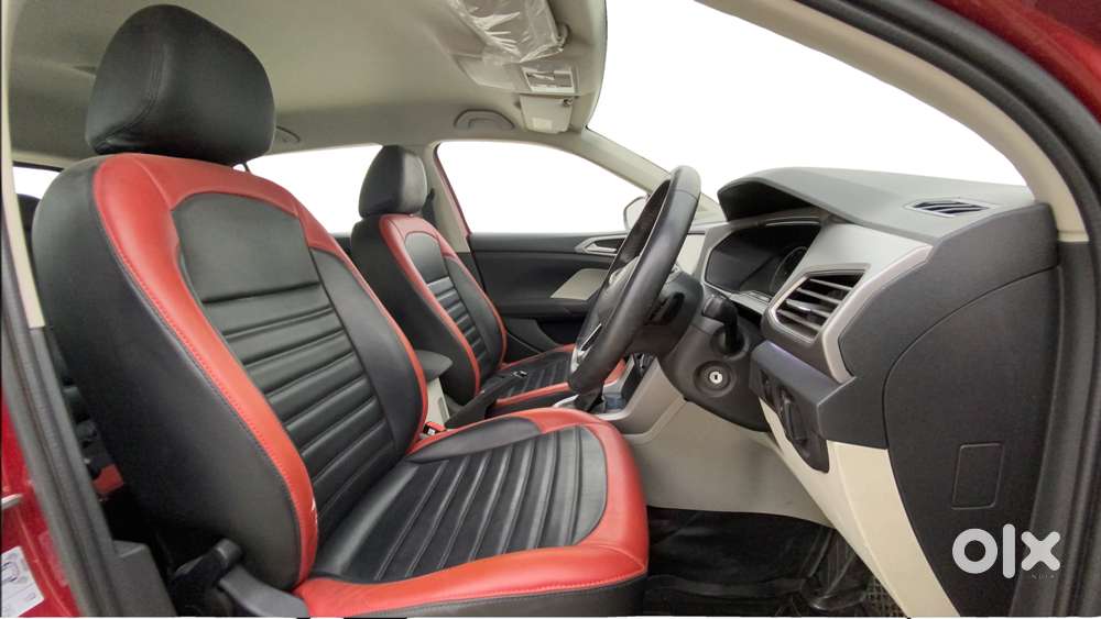 Volkswagen Taigun 1.0 Tsi Highline At, 2022, Petrol