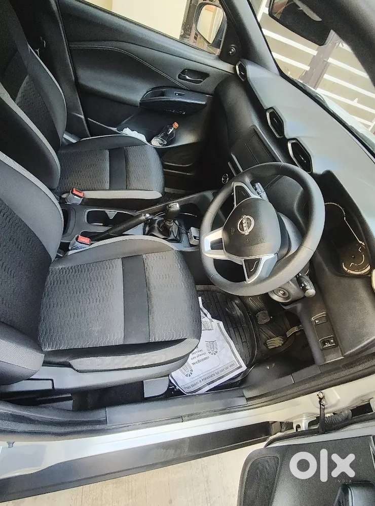 Nissan Magnite  Visia Ez-shift 2025