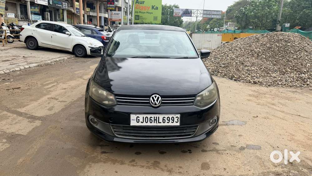 Volkswagen Vento 1.2 Tsi Highline At, 2014, Petrol