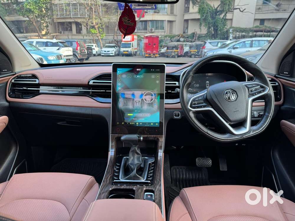 Mg Hector Plus Savvy Pro 1.5 Turbo Petrol Cvt 7 Str, 2023, Petrol