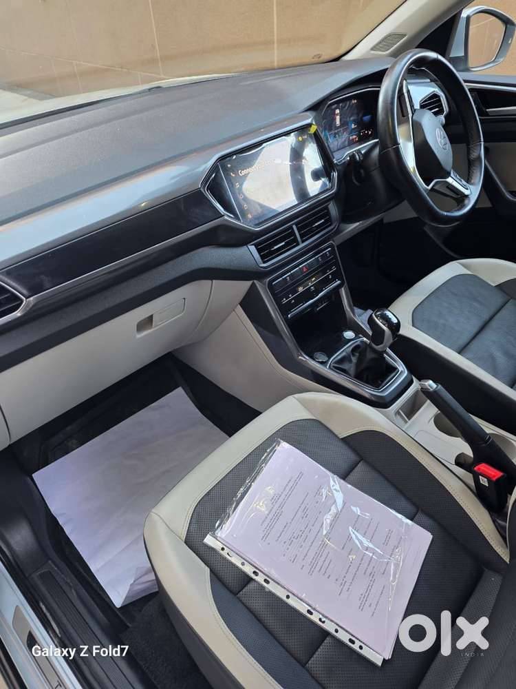 Volkswagen Taigun 1.0 Tsi Topline At, 2023, Petrol