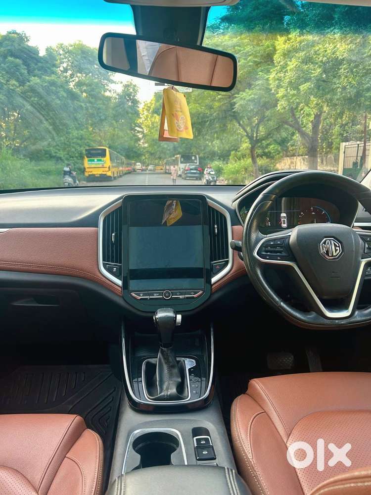 Mg Hector Plus 1.5 Sharp Turbo Cvt 6 Str, 2022, Petrol