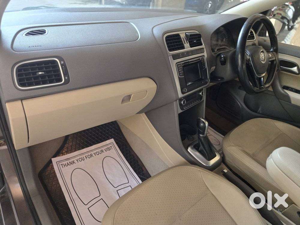 Volkswagen Vento 1.2 Tsi Highline Plus At, 2016, Petrol