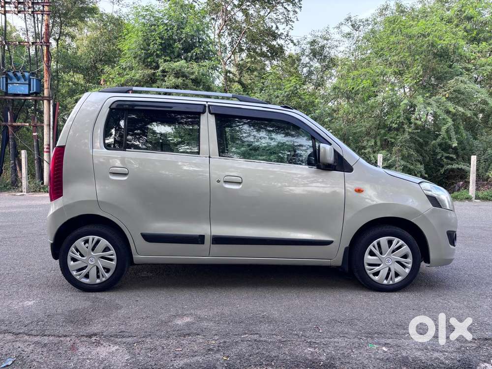 Maruti Suzuki Wagon R Vxi Optional, 2016, Cng & Hybrids