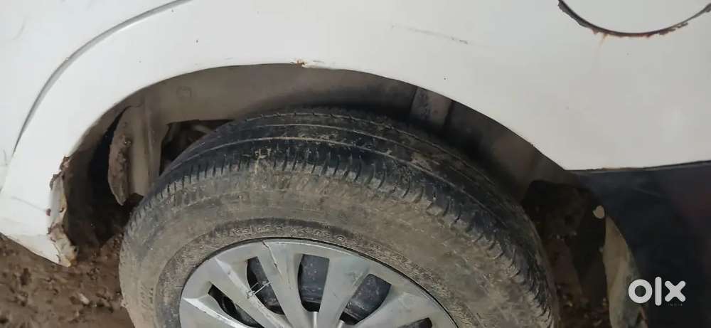 Maruti Suzuki Dzire 210 Diesel 200000 Km Driven