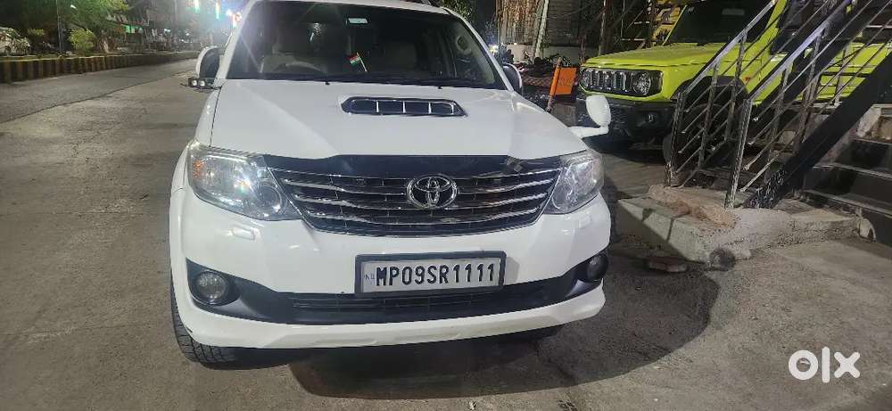 Toyota Fortuner 2013
