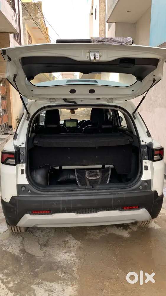 Maruti Suzuki Brezza Lxi 2025