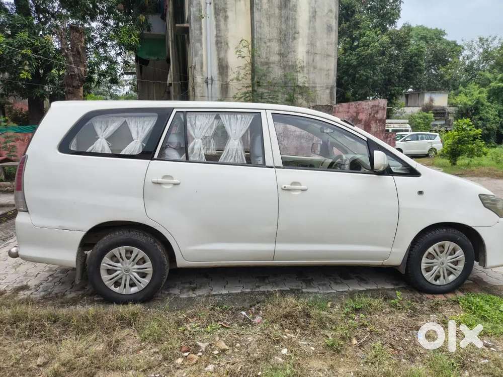 Toyota Innova Gx 2014
