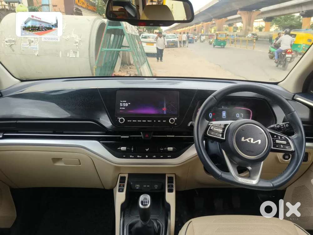 Kia Carens 1.5 Prestige 7 Str, 2022, Petrol