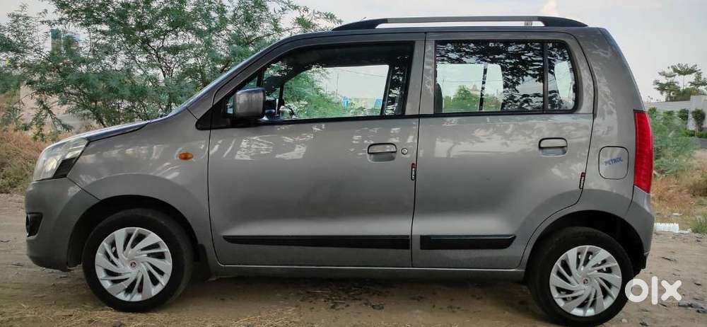 Maruti Suzuki Wagon R Vxi Amt1.2, 2016, Petrol