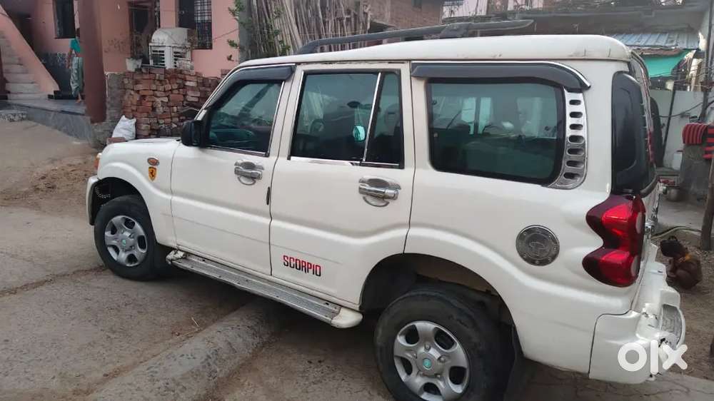 Mahindra Scorpio 2013 Diesel Well Maintained