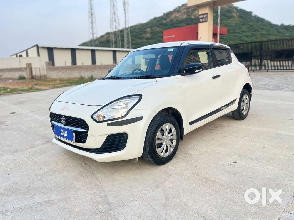 Maruti Suzuki Swift Vxi + Manual, 2022, Petrol