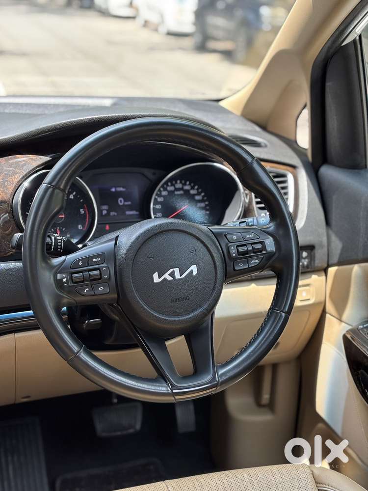 Kia Carnival Limousine Plus 7 Str, 2023, Diesel