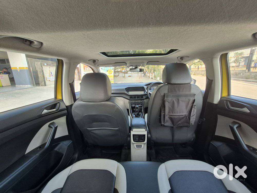 Volkswagen Taigun Topline 1.0 Tsi Mt (electric Seats), 2021, Petrol