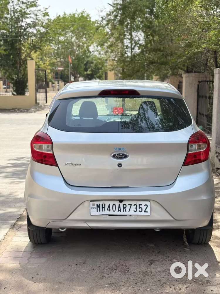 Ford Figo Titanium, 2016, Petrol