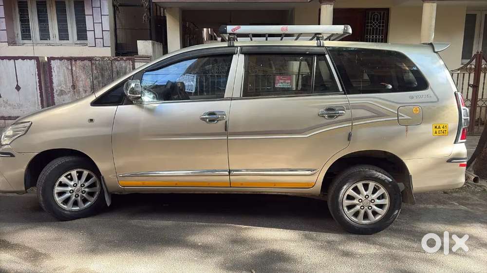 Toyota Innova 2011 Diesel Well Maintained