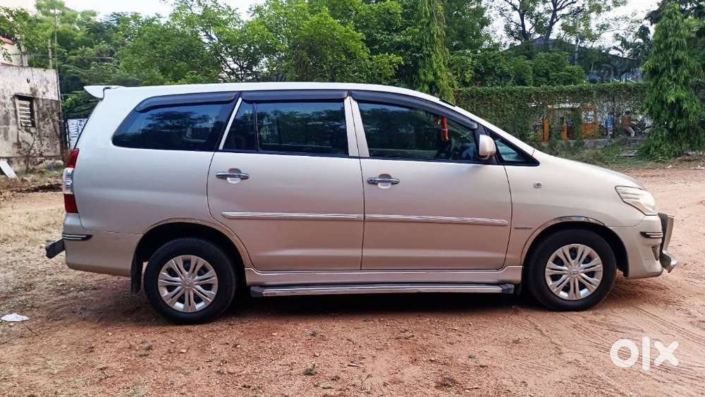 Toyota Innova, 2013