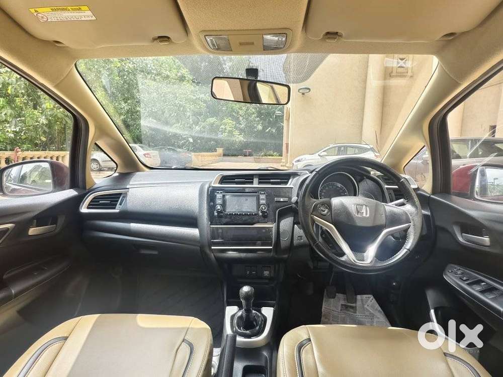 Honda Jazz V Mt Privilege, 2017, Petrol