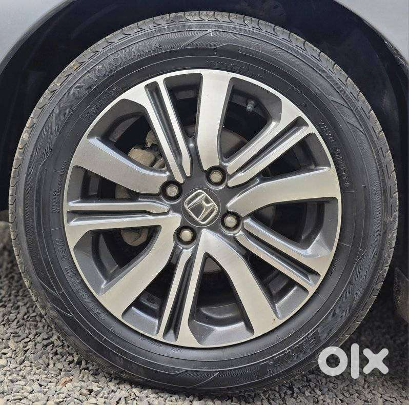 Honda Amaze Zx 1.2 Petrol Cvt, 2023, Cng & Hybrids