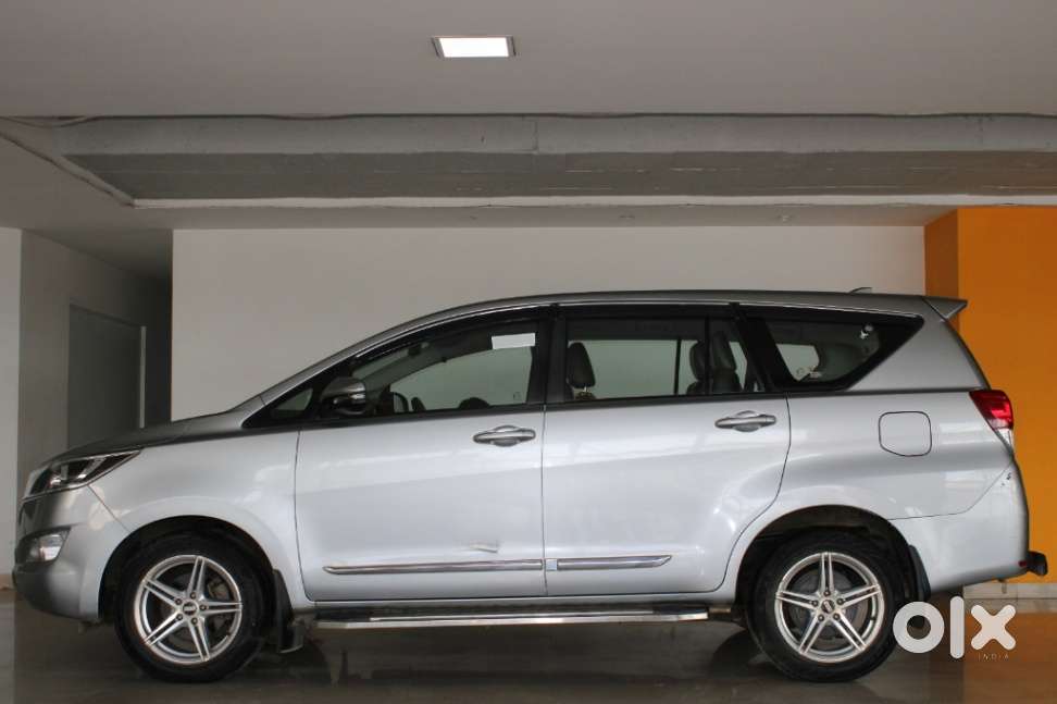 Toyota Innova Crysta 2.8 Gx At, 2016, Diesel