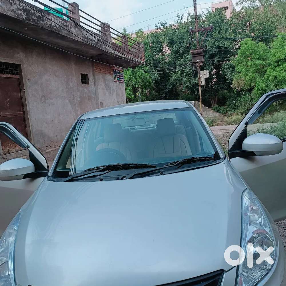 Maruti Suzuki Dzire 2016 Cng & Hybrids 80000 Km Driven