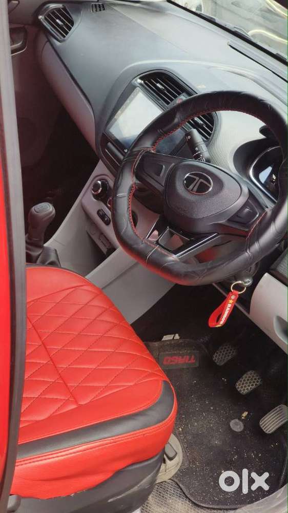 Tata Tiago, 2024, Petrol