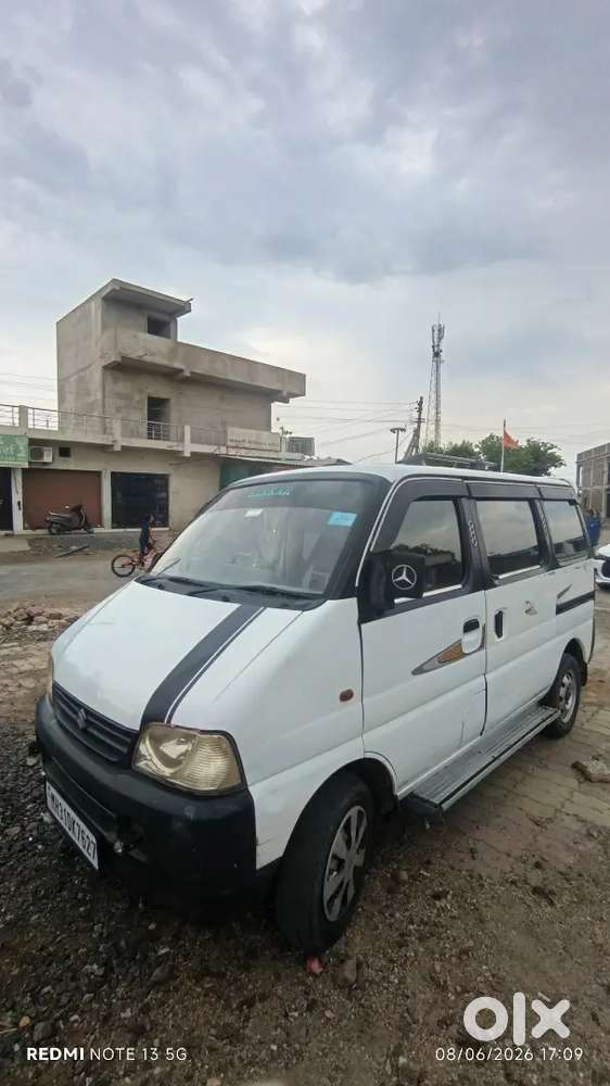 Maruti Suzuki Eeco 2011 Petrol 136000 Km Driven