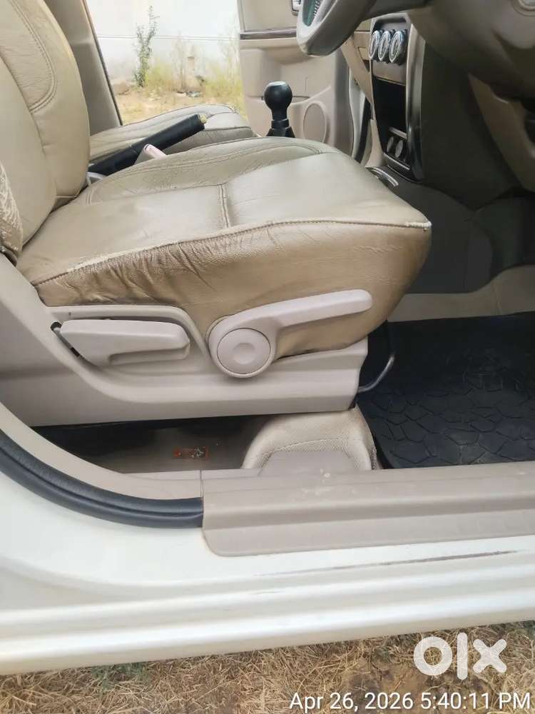 Showroom Maintenance