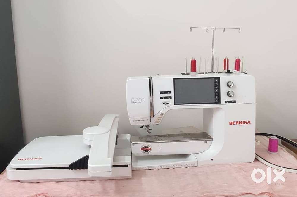 Embroidery machine B 700