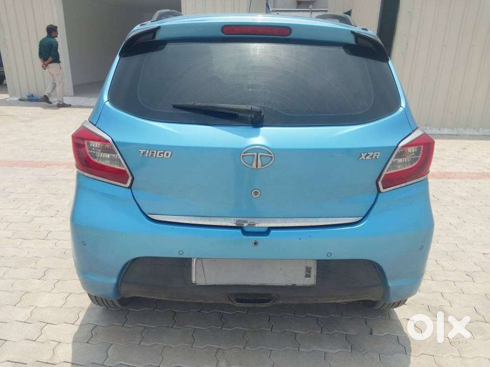 Tata Tiago 1.2 Revotron Xza, 2017, Petrol