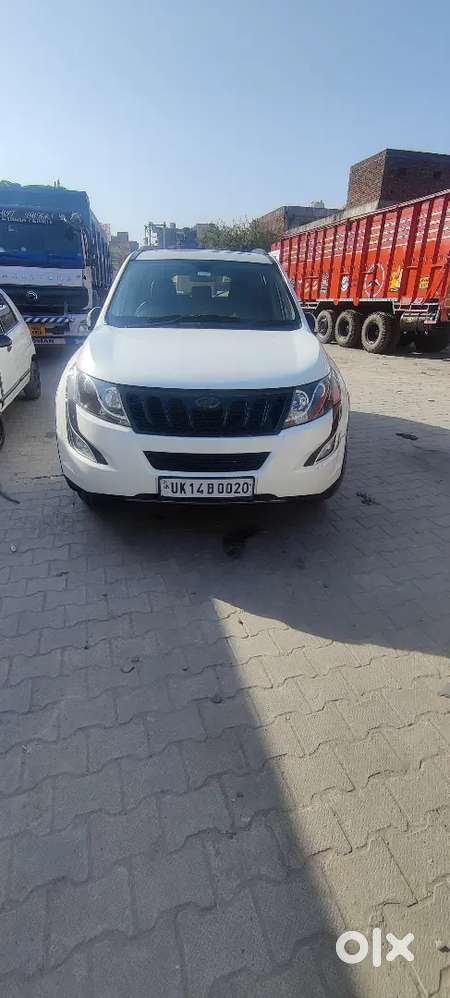 Mahindra Xuv500 Diesel 2.2 At 2017