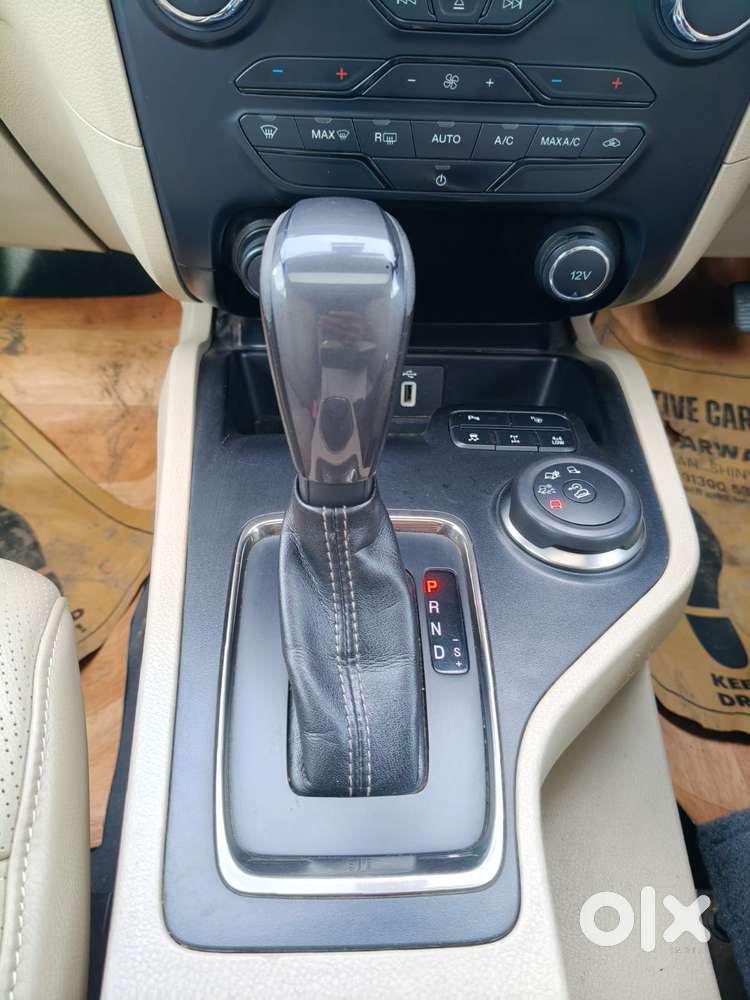 Ford Endeavour 3.2 Titanium At 4x4, 2018, Diesel