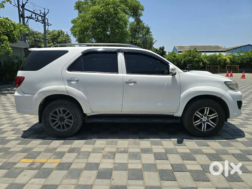 Toyota Fortuner 3.0 4x4 Manual, 2012, Diesel