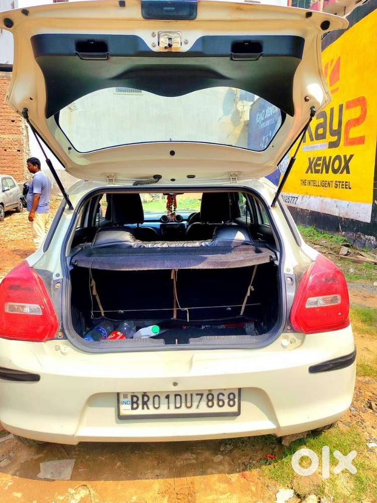 Maruti Suzuki Swift Vxi + Manual, 2018, Petrol