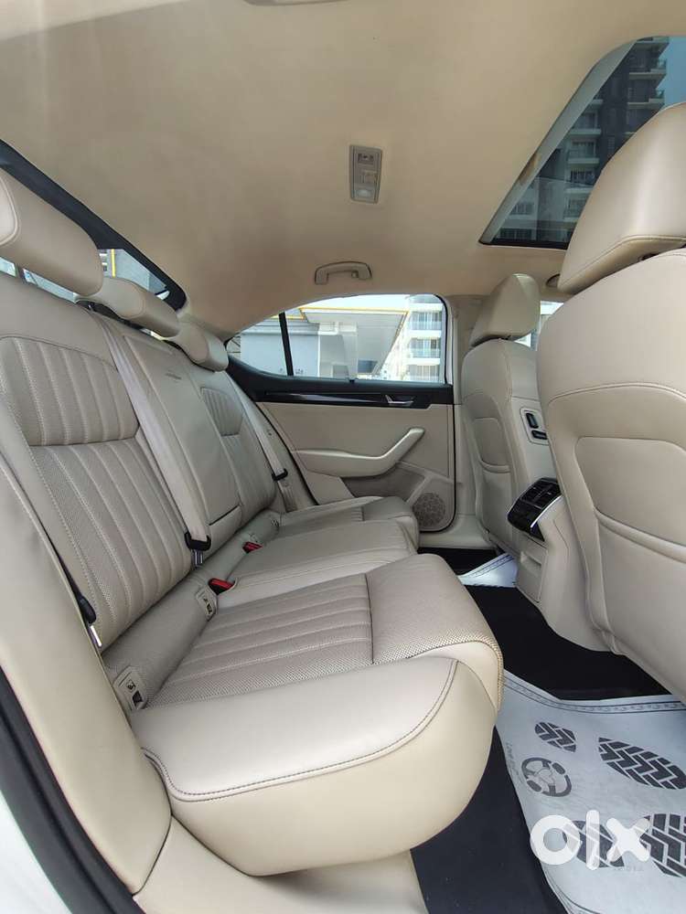 Skoda Superb Lk 1.8 Tsi At, 2018, Petrol