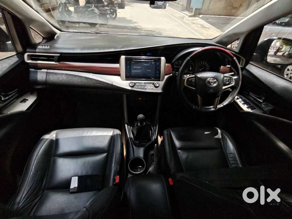 Toyota Innova Crysta 2.5z, 2016, Diesel