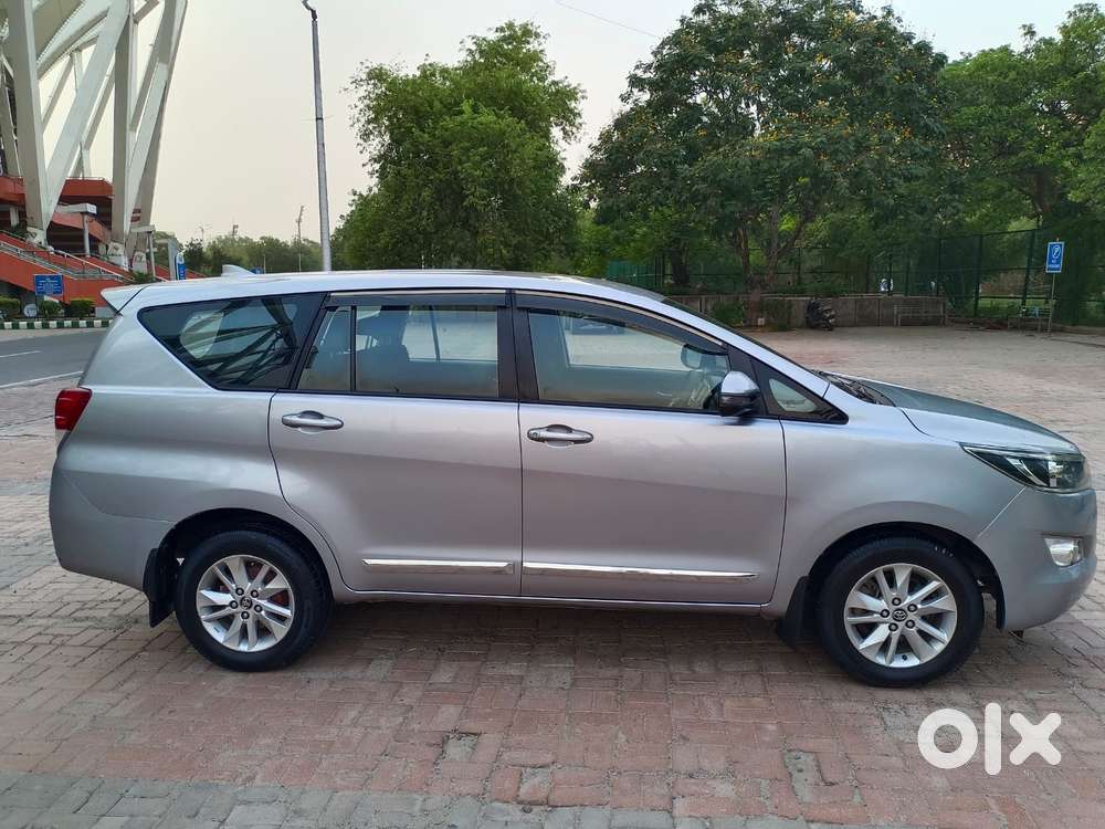 Toyota Innova Crysta 2.4 G Mt 8s, 2018, Diesel