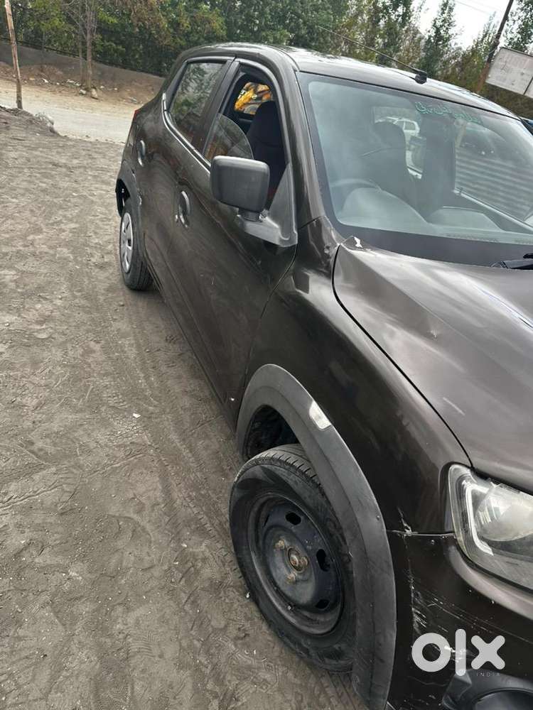 Renault Kwid 2015 Petrol Well Maintained