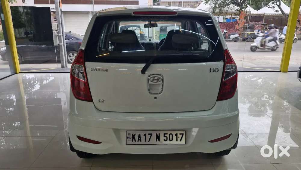 Hyundai I10 Sportz Petrol 2011