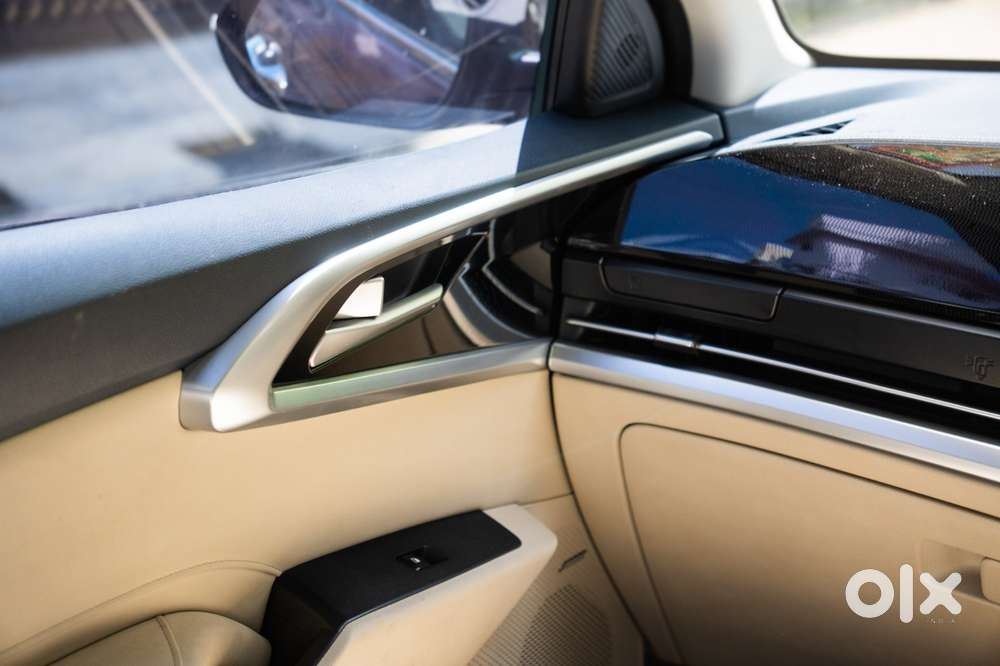 Kia Carens Luxury (o)1.5 Diesel At 7 Str, 2022, Diesel